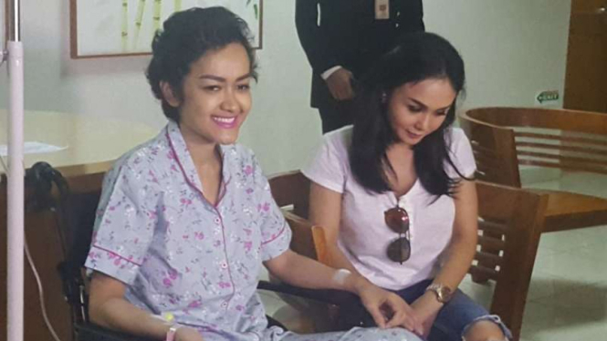 Julia Perez dan Yuni Shara