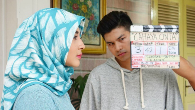 Sinetron Cahaya Cinta.