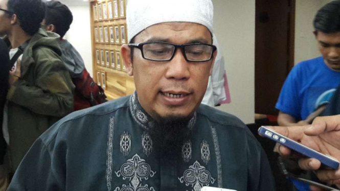  Bernard Abdul Jabbar.