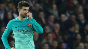 Pemain belakang Barcelona, Gerard Pique