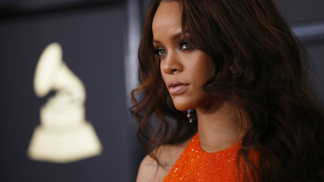 Rihanna.