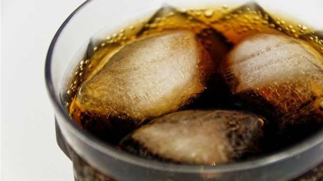 Minuman berenergi.
