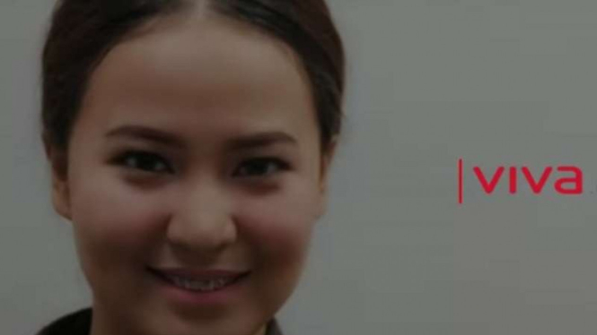 Cantik dengan make-up natural