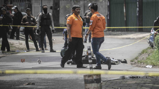 Ilustrasi polisi olah TKP.