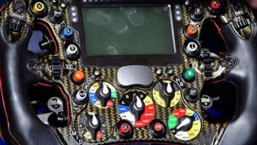 Setir mobil F1 tim Sauber milik Pascal Wehrlein