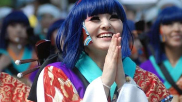 Ilustrasi wanita Jepang ucapkan salam