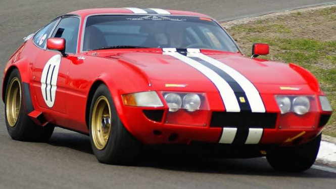  Ferrari 365 GTB4 Daytona Competizione