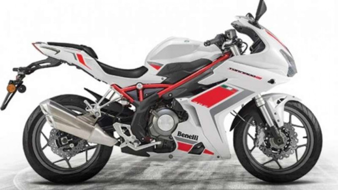 Benelli Tornado 302