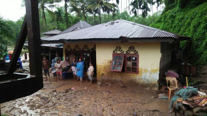 Banjir genangi Kabupaten Solok, Sumatera Barat, Selasa  (28/3/2017).