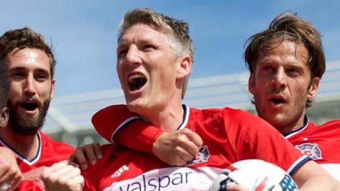 Bastian Schweinsteiger cetak gol dalam debutnya bersama Chicago Fire