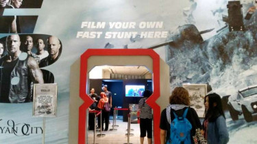 Pengalaman Seru Bermain Film Fast & Furious 8
