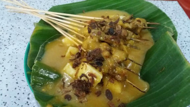 Sate Kuniang khas Padang Panjang.