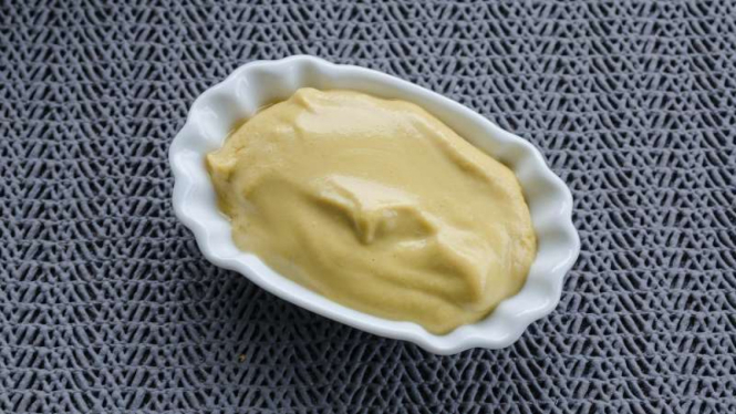Saos mustard.