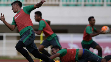 Sesi latihan Timnas Indonesia U-22