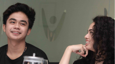 Jumpa Wizzy dan Izza Pengisi Soundtrack Film Jomblo.