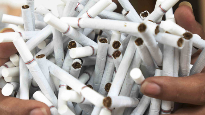Industri rokok.