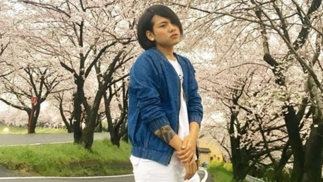 Evelyn, mantan istri Aming