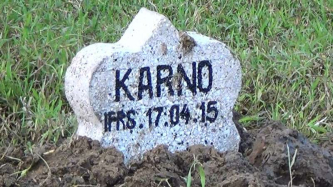 Makam jenazah terduga teroris yang terlibat baku tembak di Tuban.
