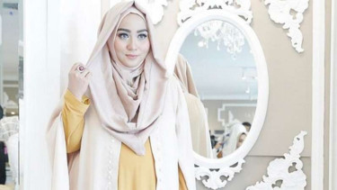 Desainer Anniesa Hasibuan 