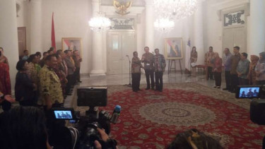 Proses sertijab Sumarsono ke Ahok, di Balai Kota DKI.