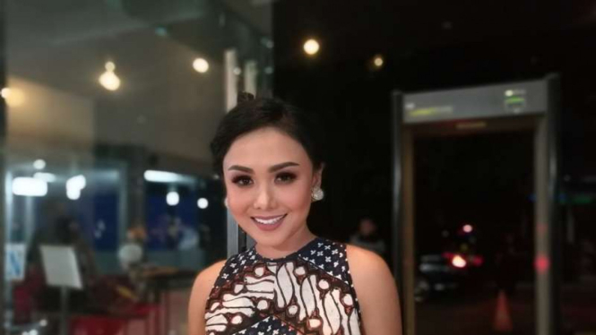 Yuni Shara
