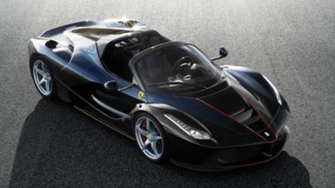 Ferrari Laferrari Aperta.