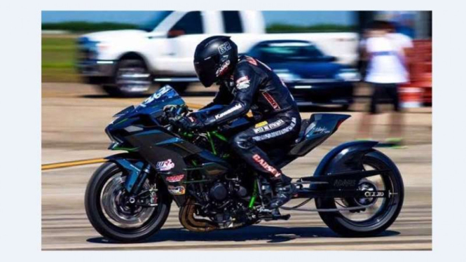 Kawasaki Ninja H2 yang digunakan Rickey Gadson.