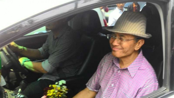 Dahlan Iskan usai menerima vonis di Pengadilan Tindak Pidana Korupsi Surabaya, Jumat, 21 April 2017.