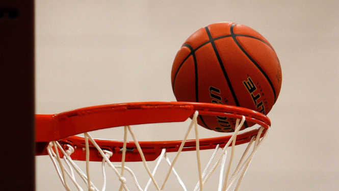 Ilustrasi peralatan basket.