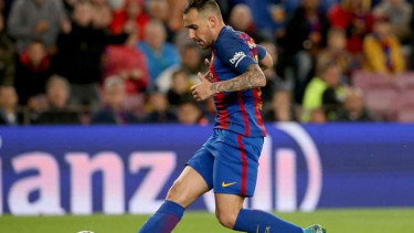 Striker Barcelona, Paco Alcacer.