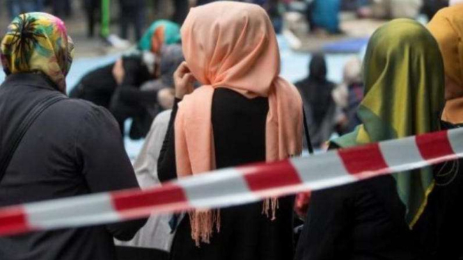 Muslimah di Eropa.