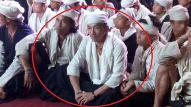 Asmin, pemuda Suku Badui berwajah setampan Andi Lau.