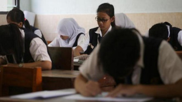 Ilustrasi anak ujian.
