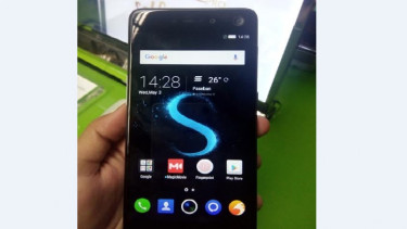 Ponsel Infinix S2 Pro.