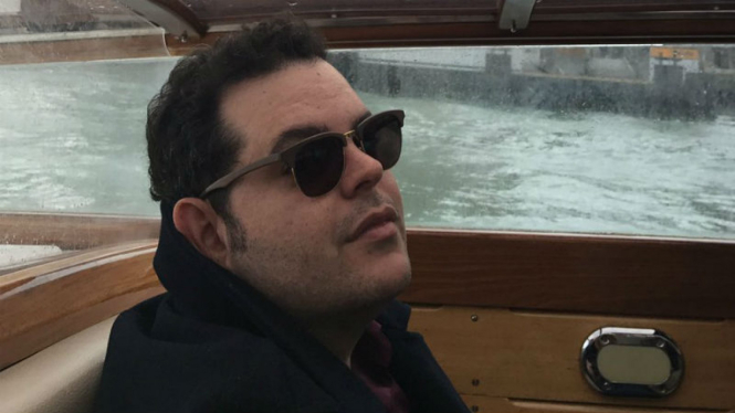 Josh Gad
