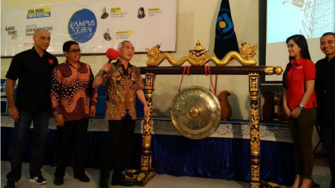 VIVA Media Youth Festival di kampus Udinus Semarang.