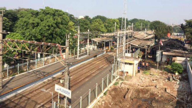 Stasiun Klender.
