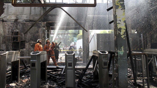 Kondisi Stasiun Klender Usai Kebakaran