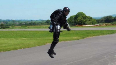 Richard Browning, penemu kostum jet 'Iron Man'