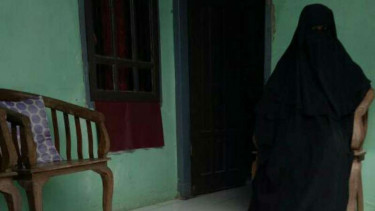 Istri dari Moch Jaelani Firdaus yang gabung dengan ISIS di Filipina.