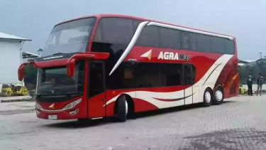 Bus double decker Agra Mas.