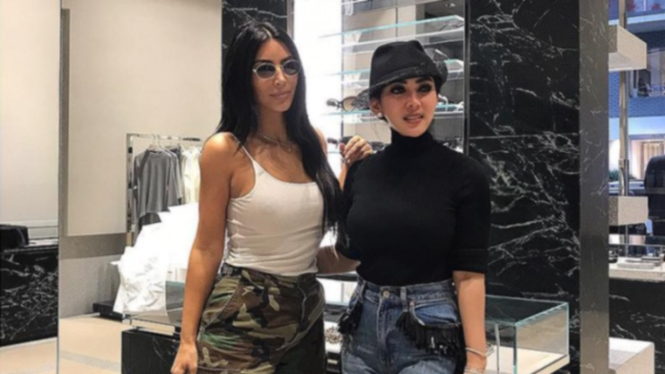 Syahrini dan Kim Kardashians