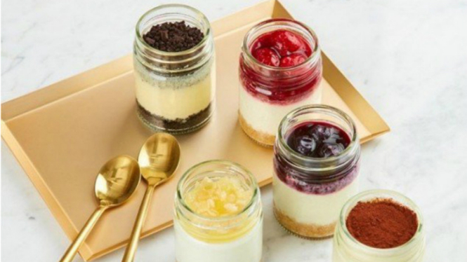 Cheesecake SUM Cafe.