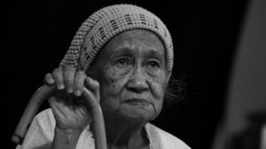 Ilustrasi nenek.