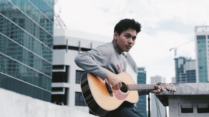 Rendy Pandugo