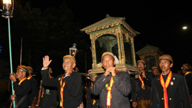 Kirab Seribu Tumpeng di Solo.