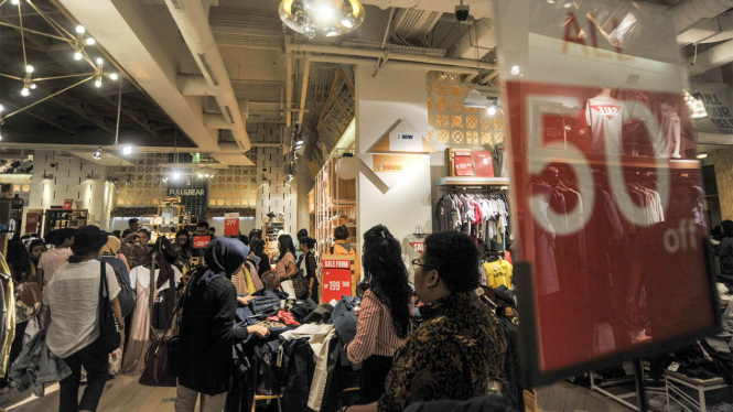 Midnight Sale di Grand Indonesia