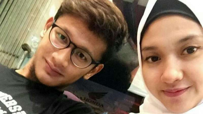 Yandi Sofyan dan pacarnya, Pungky Afriecia