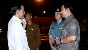 Presiden Joko Widodo bersama dengan Wali Kota Semarang, Hendrar Prihadi.