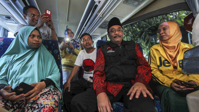 Djarot Lepas Peserta Mudik Gratis
